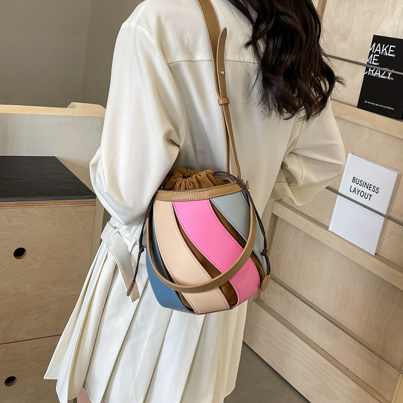 1pc The Rainbow Bucket Bag A N - Interior Design Its recensione e prezzo