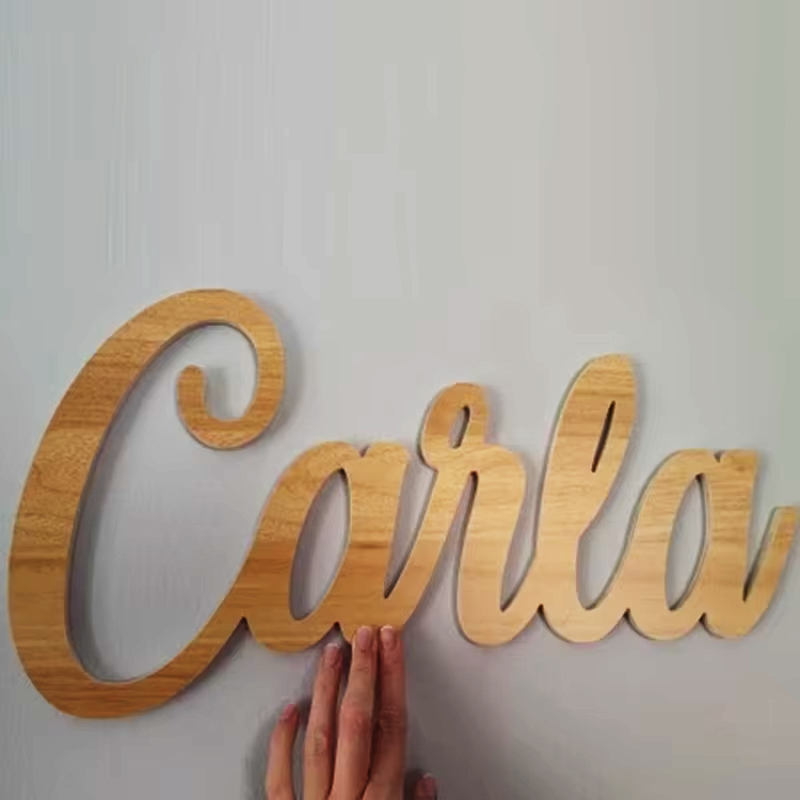 Custom Personalized Wooden Nam - Interior Design Names recensione e prezzo