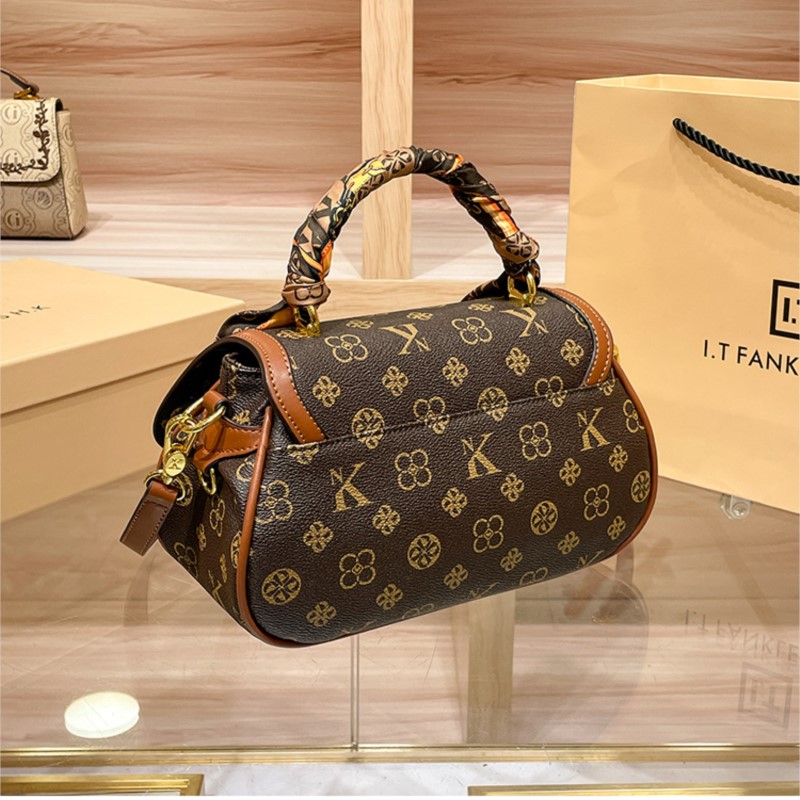 Brand women's handbag 2025 aut - Interior Design High End recensione e prezzo