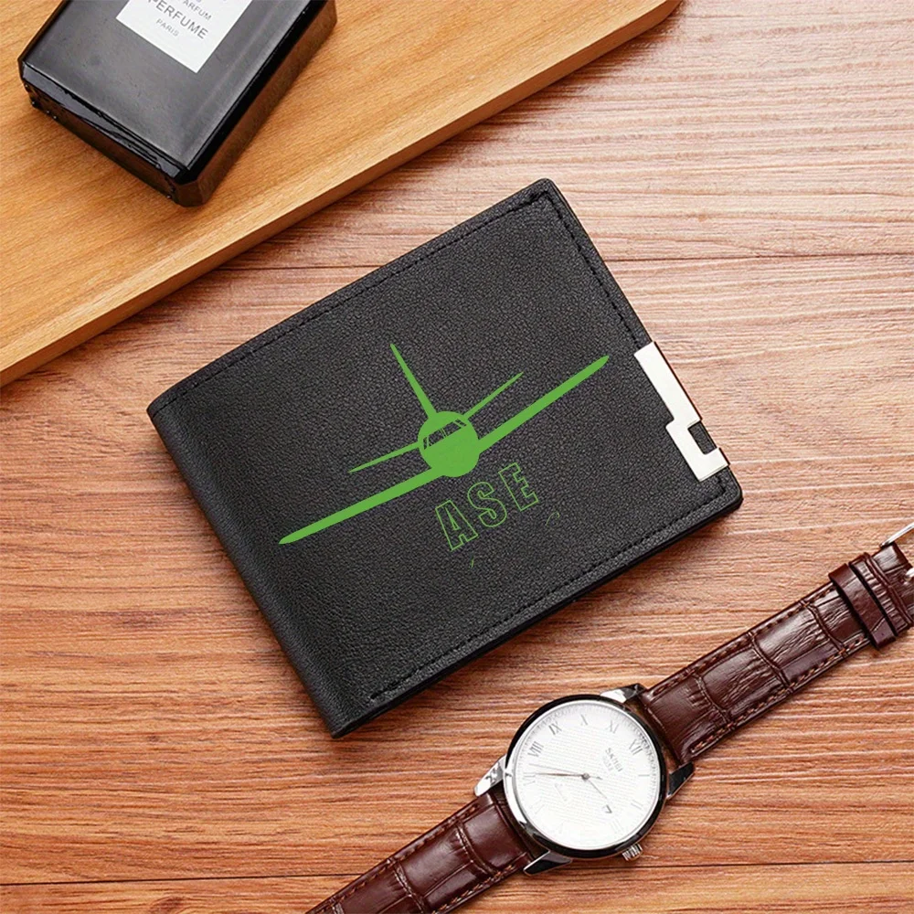 Airplane with letters under it - Interior Design Its recensione e prezzo